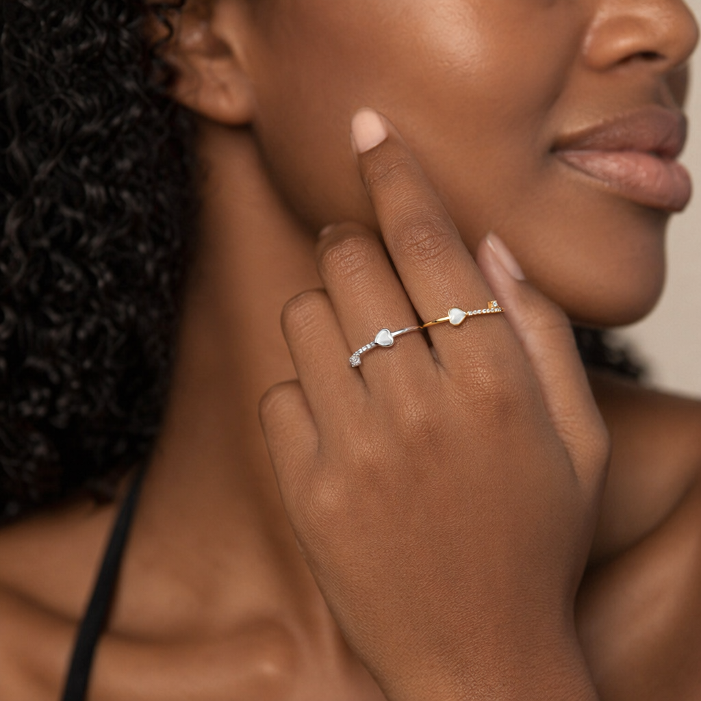 Adjustable heart charm ring with electroplated finish – view 7