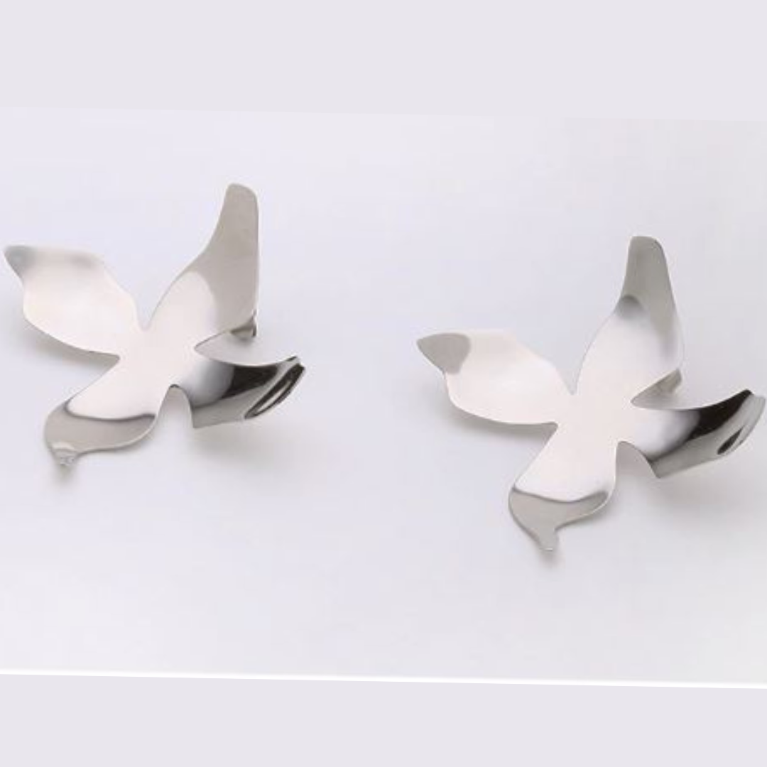 Amelia flower earrings in stainless steel – view 6